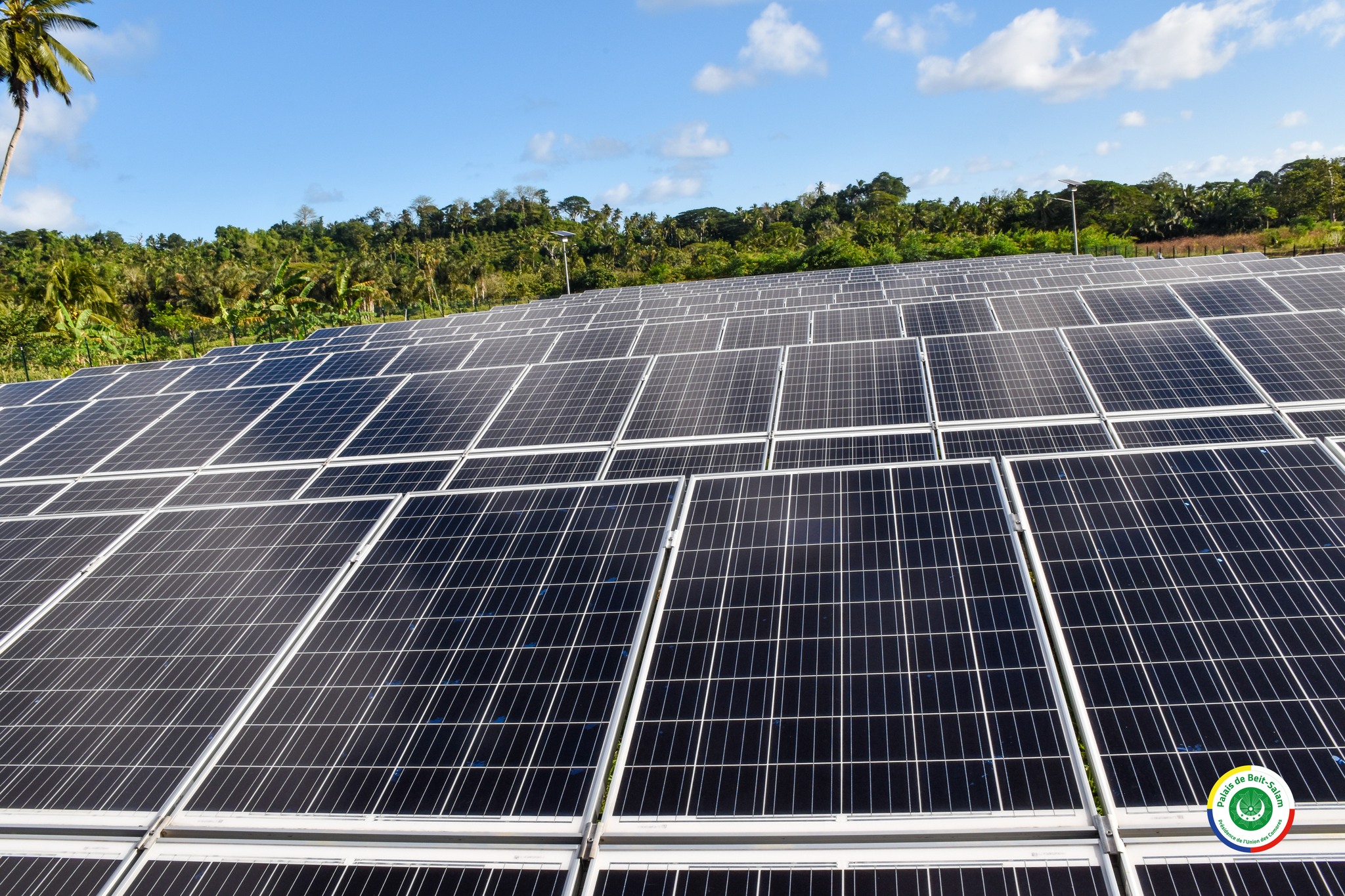 image Une centrale photovoltaïque inaugurée pour 9 villages de Mohéli