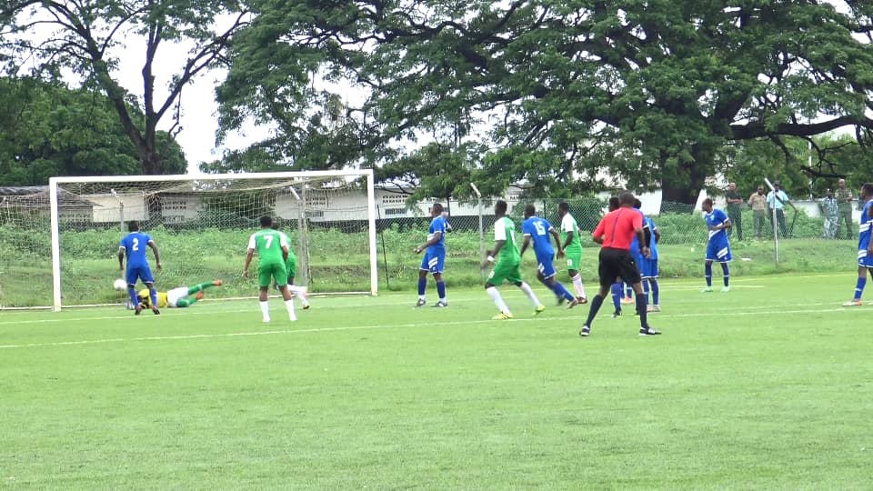image Coupe des Comores, phase régionale:  Étoile du centre élimine Fomboni FC et rejoint FC Espoir en finale