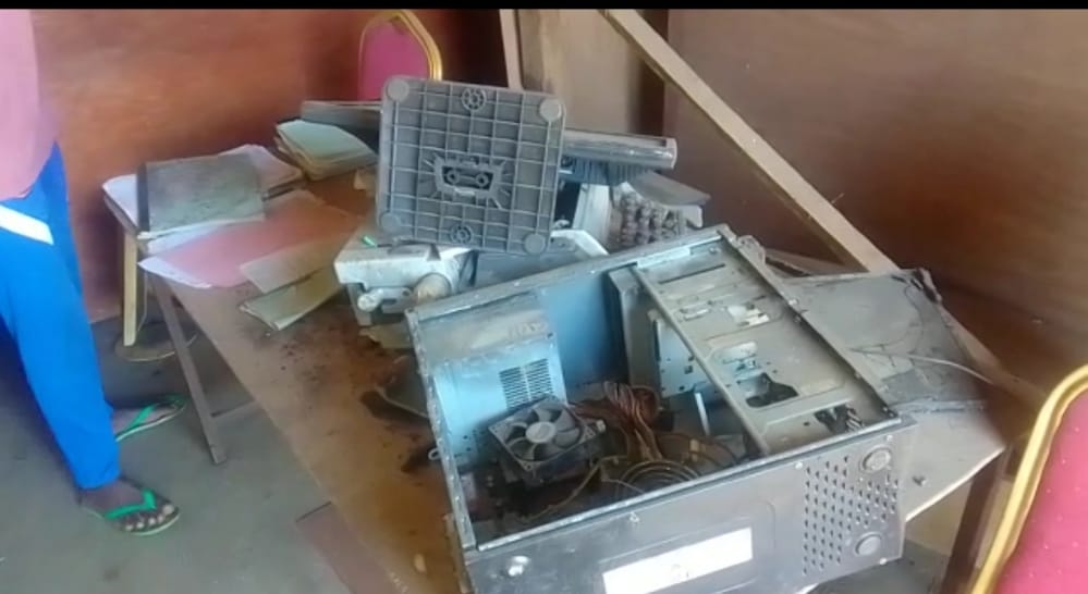 image Le bureau d’état civil de Mahalé a pris feu