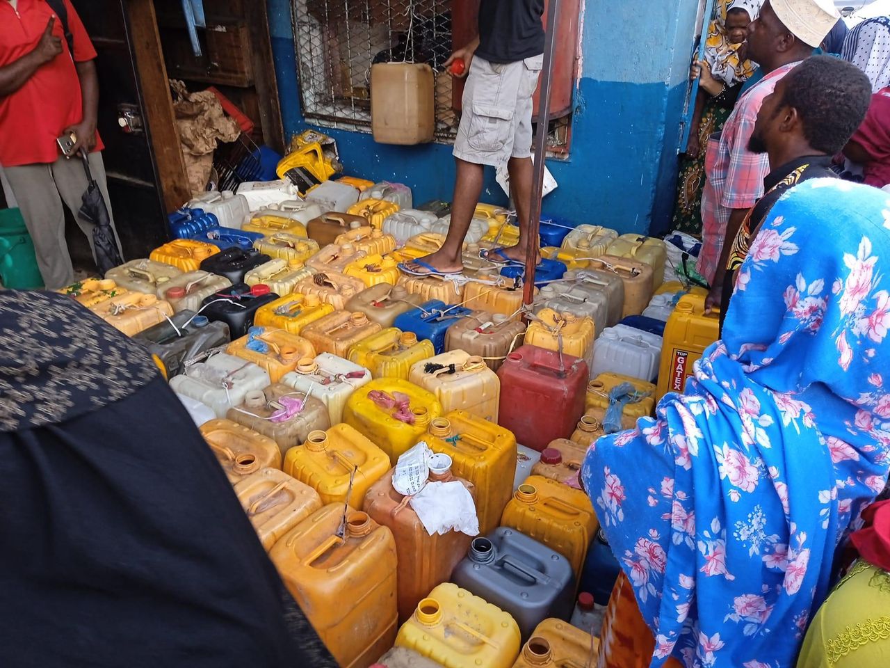 image Pétrole lampant : Les pompistes pointés du doigt