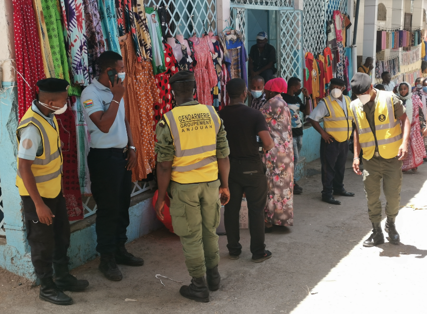 Vaccination Anti-covid à Anjouan: La gendarmerie dans la médina de Mutsamudu pour sensibiliser
