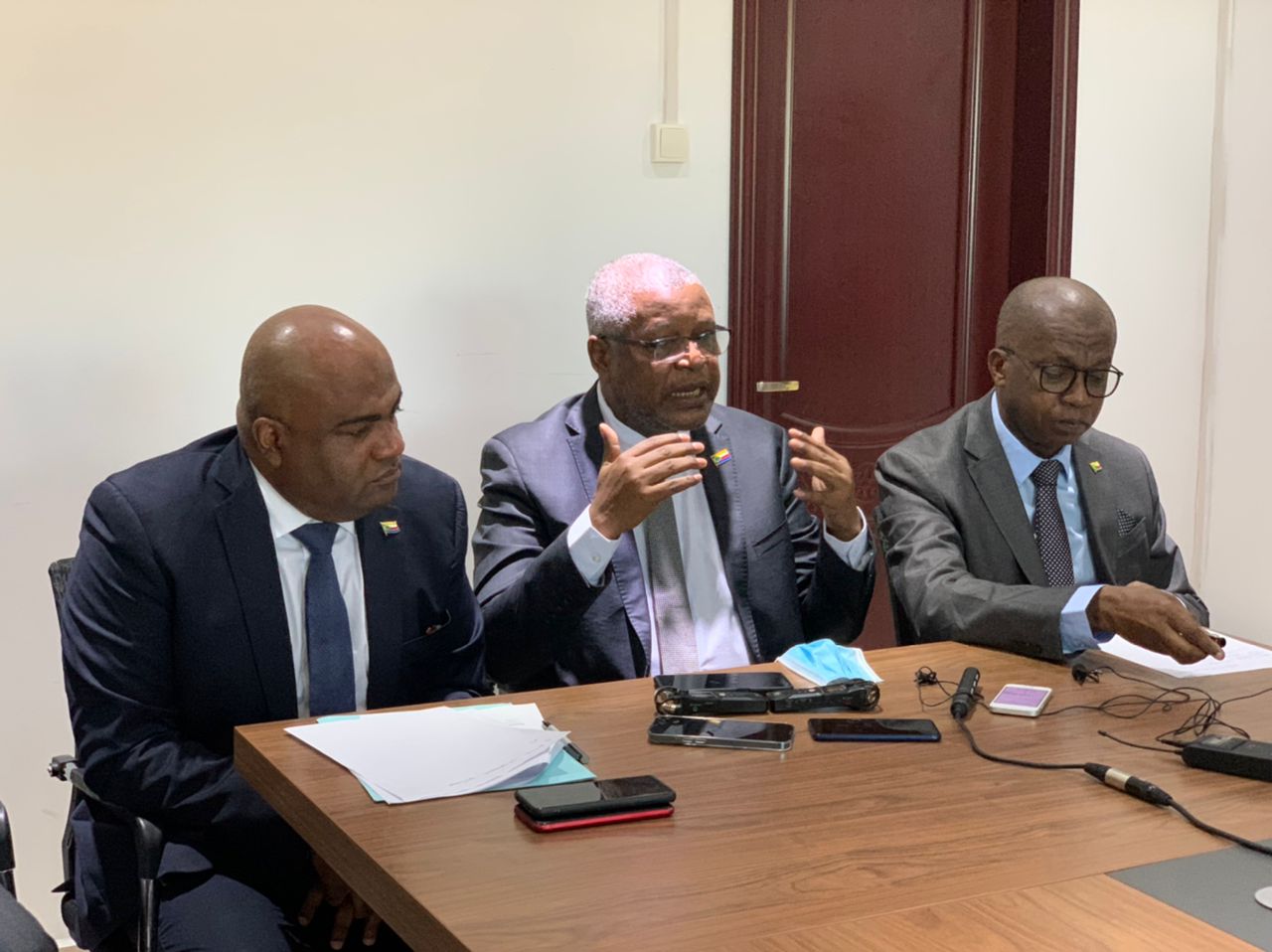 image Affaire Ndzaouze : Le gouvernement relativise les bavures policières