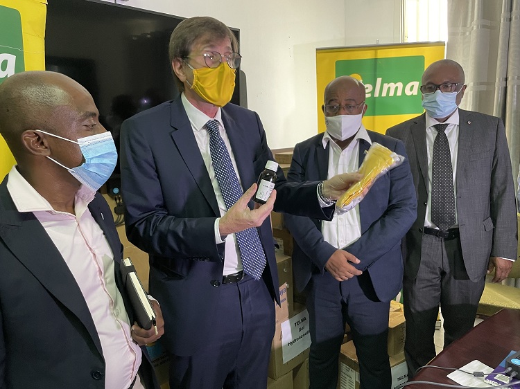 image Telma a remis des kits de protection au ministère de la santé