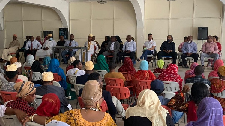 Quatre listes demandent le maintien des élections