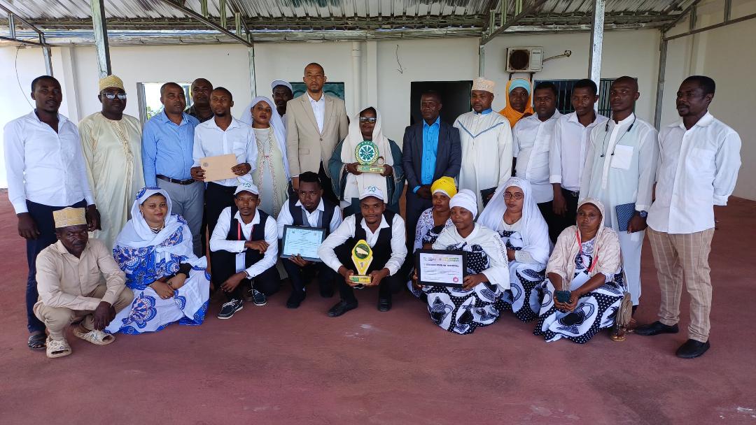 image Culture : Après son sacre, l’AJDCI est reçue par la gouverneure Chamina