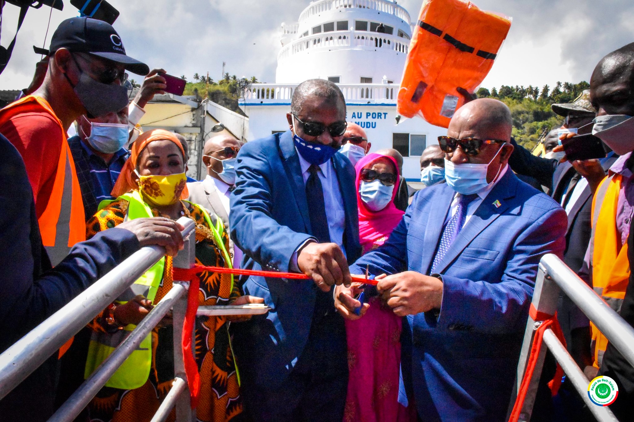 image Le port de Mutsamudu doté d’un nouveau remorqueur