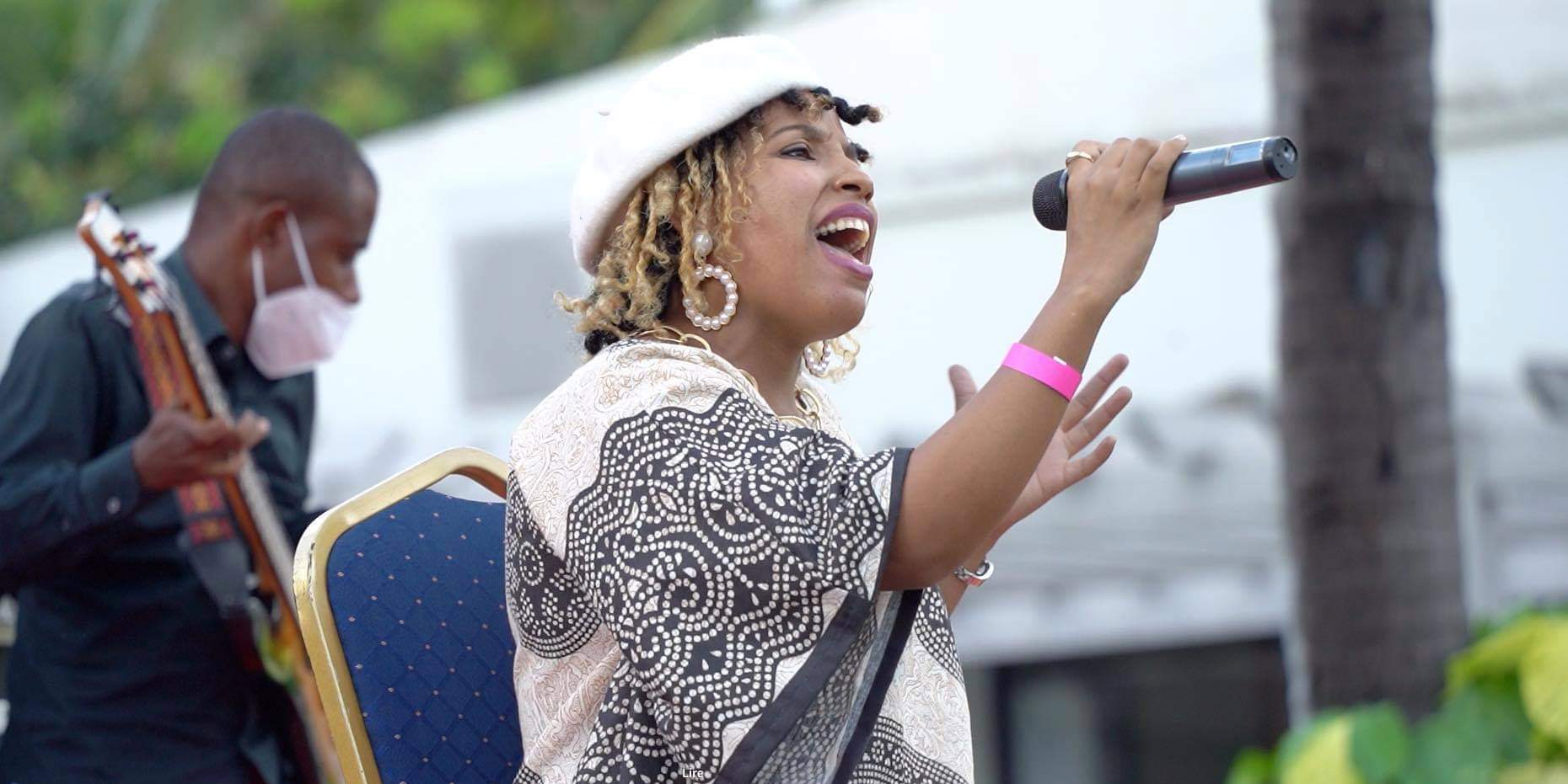 Malha, jeune et pleins d’ambitions dans la musique