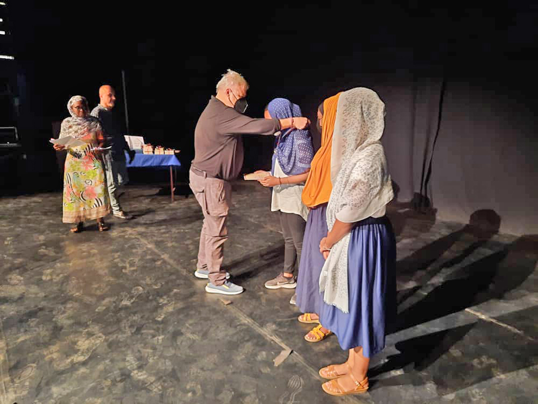 image Journée de la Francophonie : Trois collégiennes du GSFA honorées par l'Alliance française