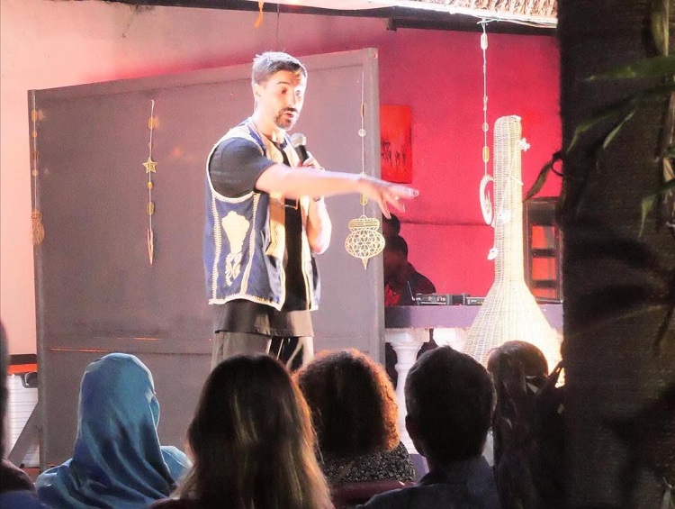 image Trois questions à Redouane Behache :  « La scène comorienne n’a rien à envier de ce qui se passe en France »