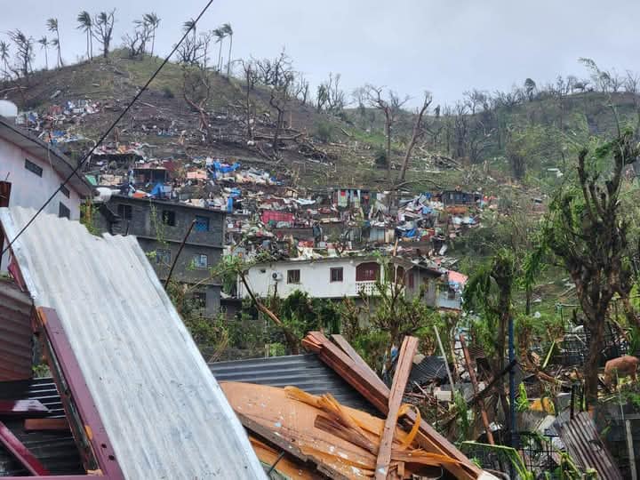 Cyclone Chido à Mayotte: Plus de 20 morts, et d’énormes dégâts matériels