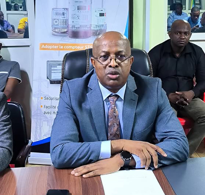 image Démission du DG de la Sonelec : Il a fini par jeter l’éponge