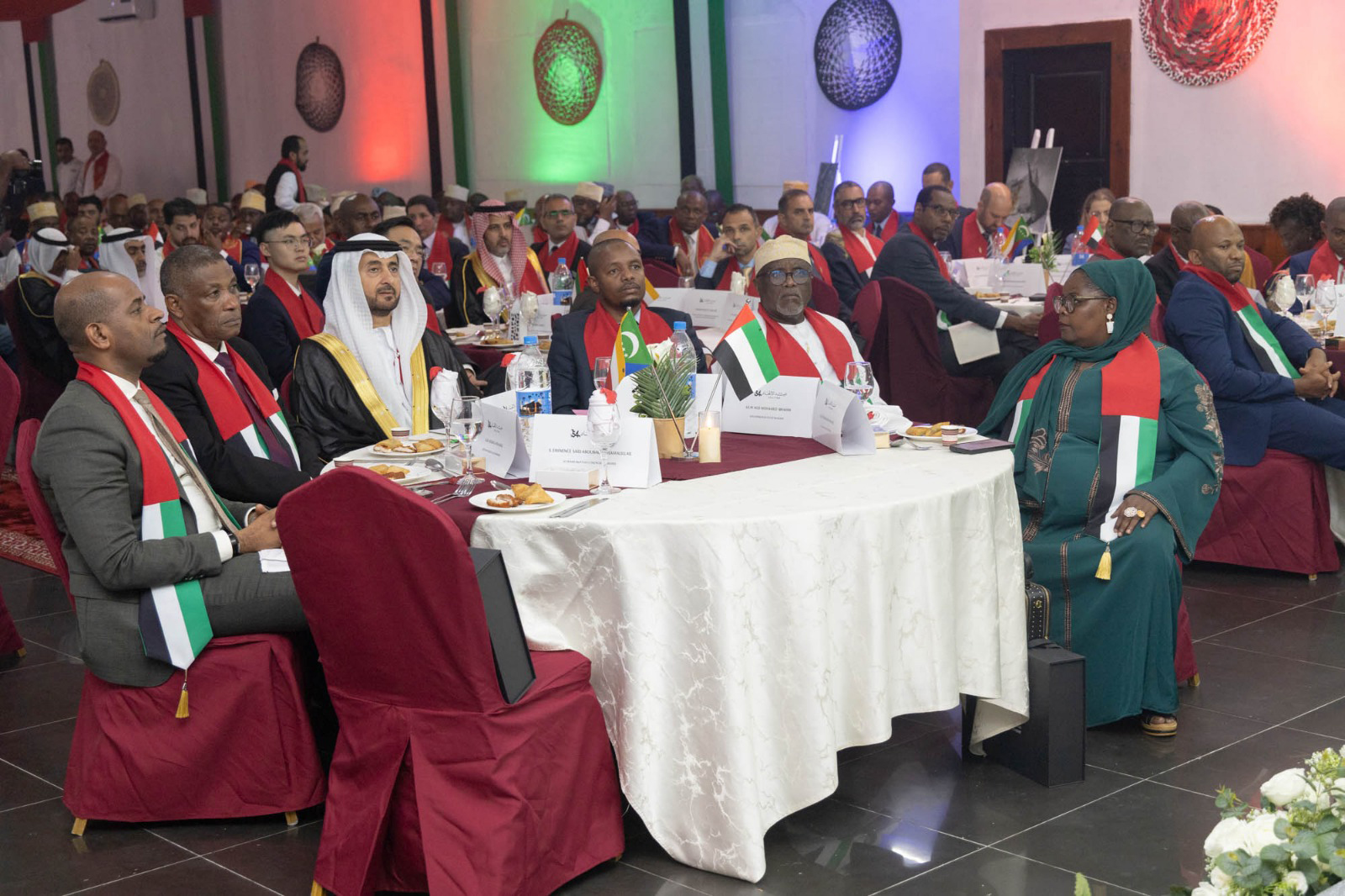 image Célébration du 54e Eid Al Etihad à Moroni: Un message d’unité et de coopération