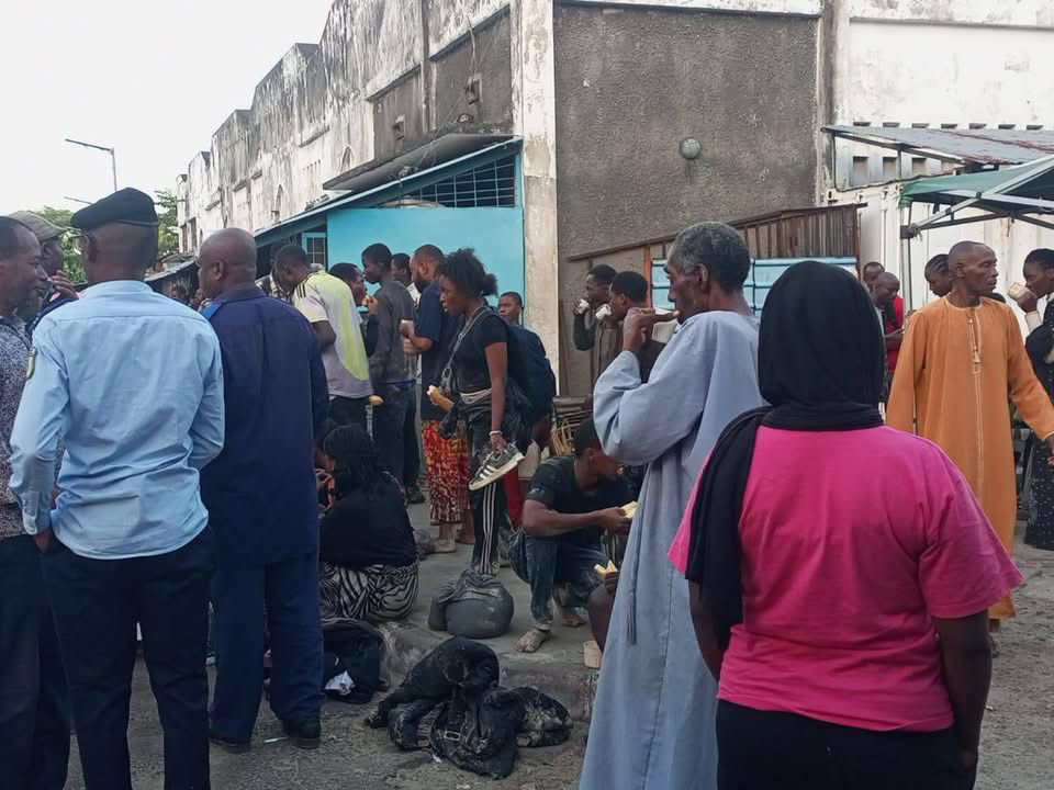 image Migration : Des Congolais débarqués à la plage de Mitsamiouli au lieu de Mayotte