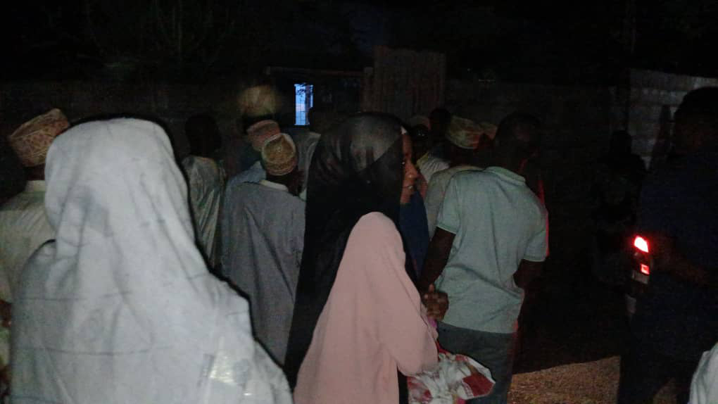 image Horaires de la prière du vendredi : La communauté de Djoiezi exige la libération de son imam