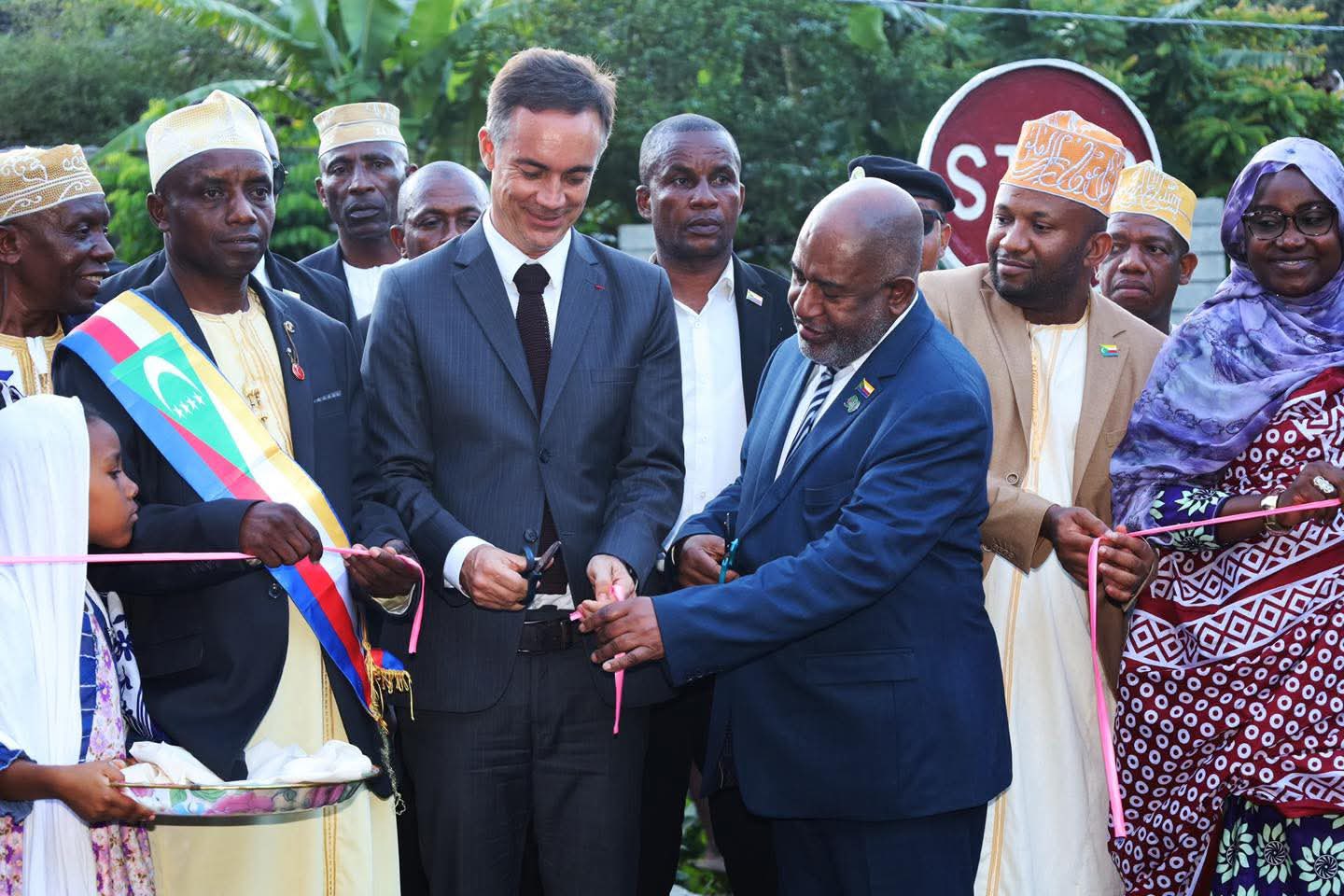 Azali à Anjouan: Deux pistes rurales inaugurées