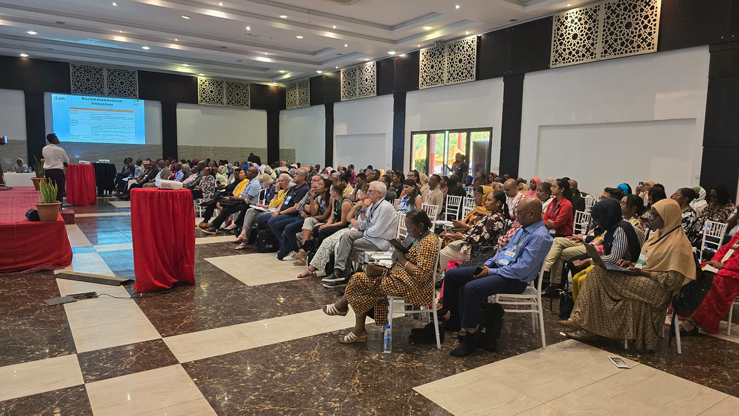 image Clôture du 4e colloque régional sur le VIH-SIDA : Plaidoyer pour un financement durable