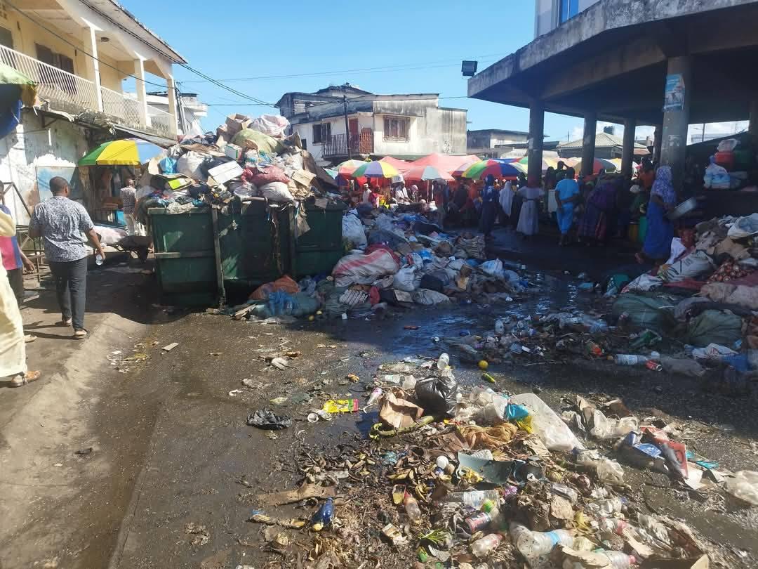 Gestion des déchets :  Moroni croule à nouveau sous les ordures
