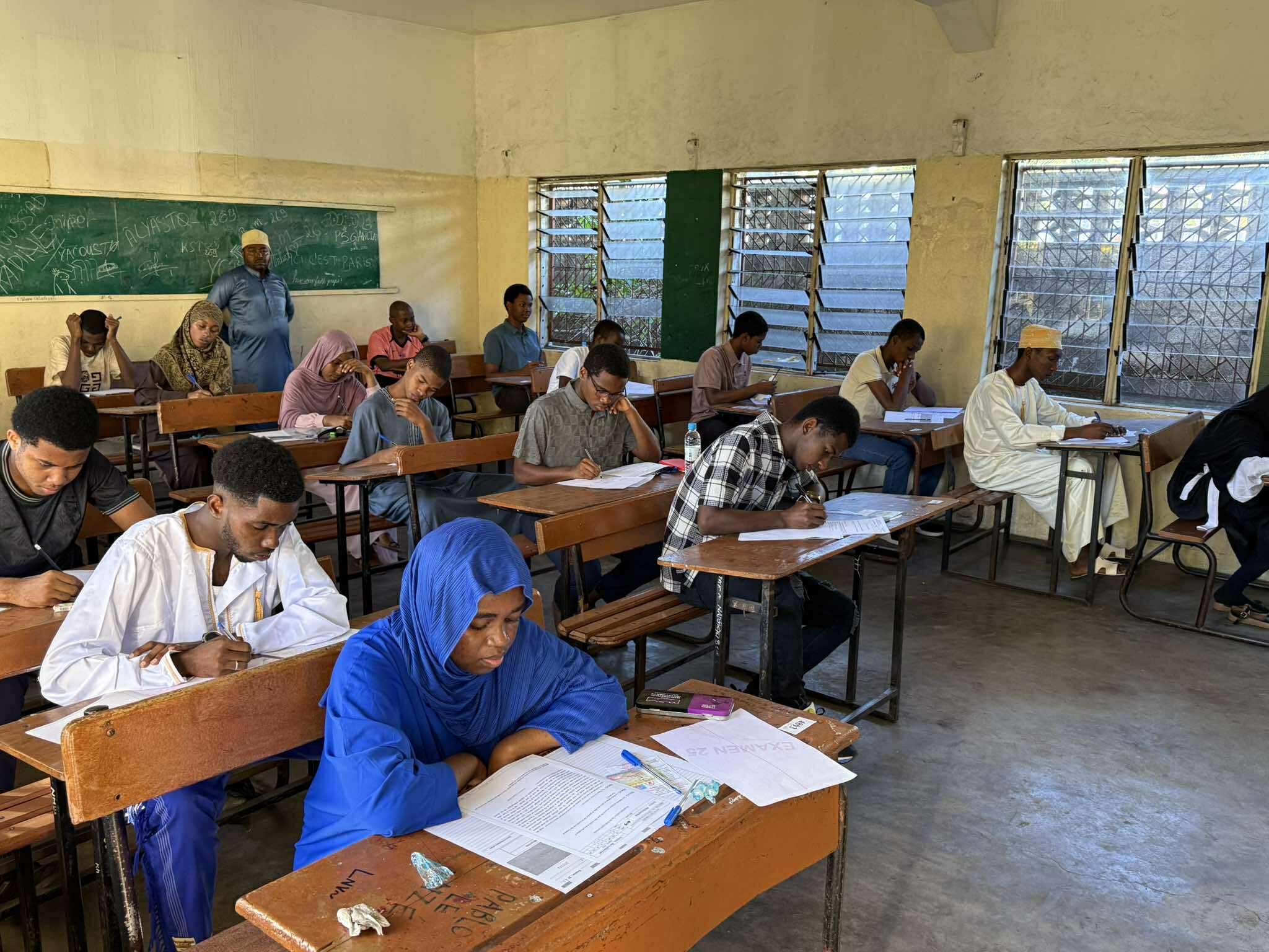 image Baccalauréat 2025 :  13 494 candidats entament leurs épreuves écrites