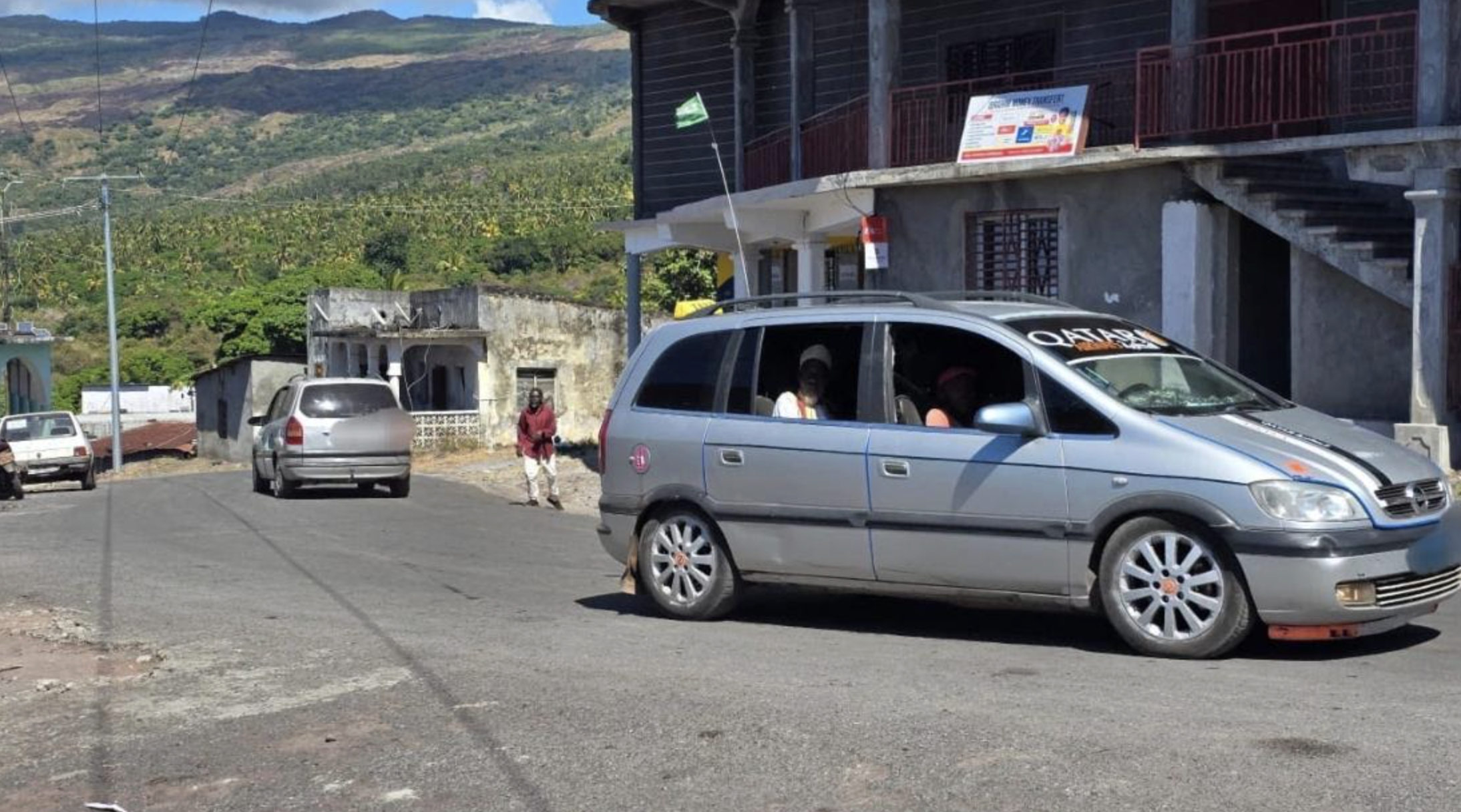 image Transport terrestre : Oichili lance ses taxis inter-villages