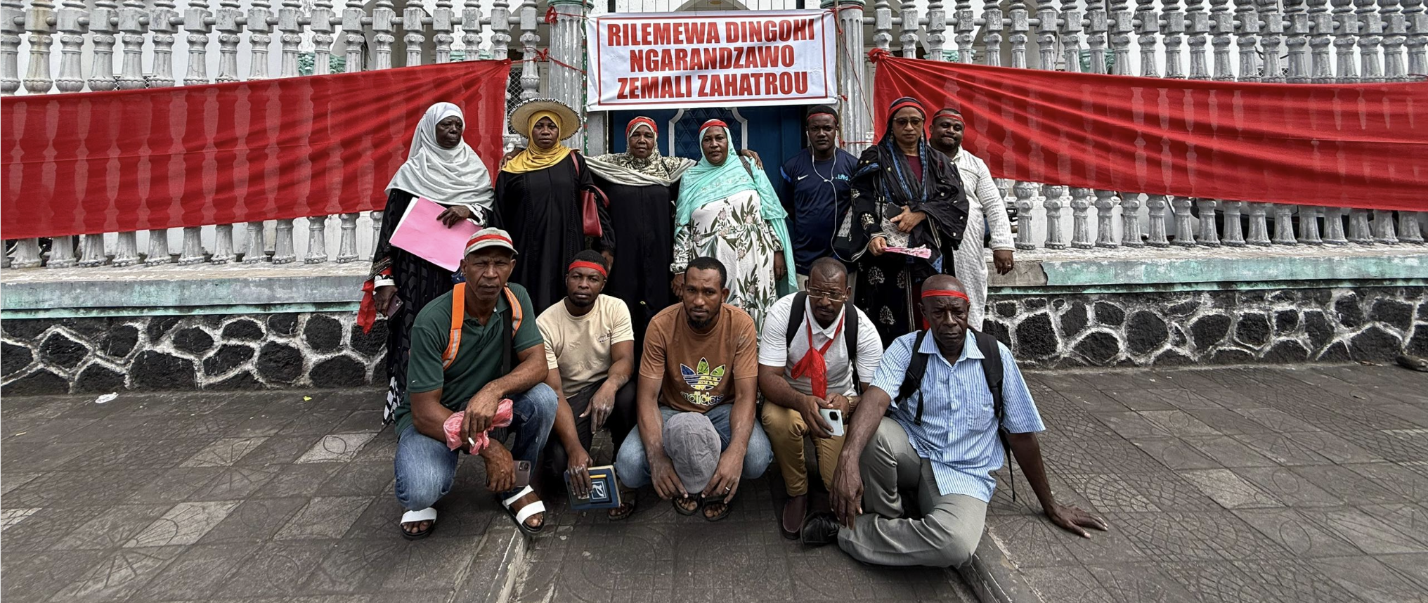 Des commerçants bloquent l’Onicor