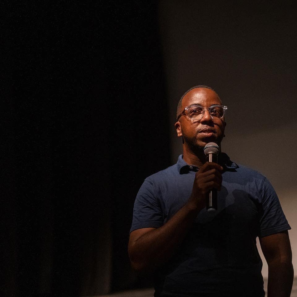 image Cinéma – Résidence Doc OI :  Tharwate Hassani et Farouk Djamily sur le podium régional