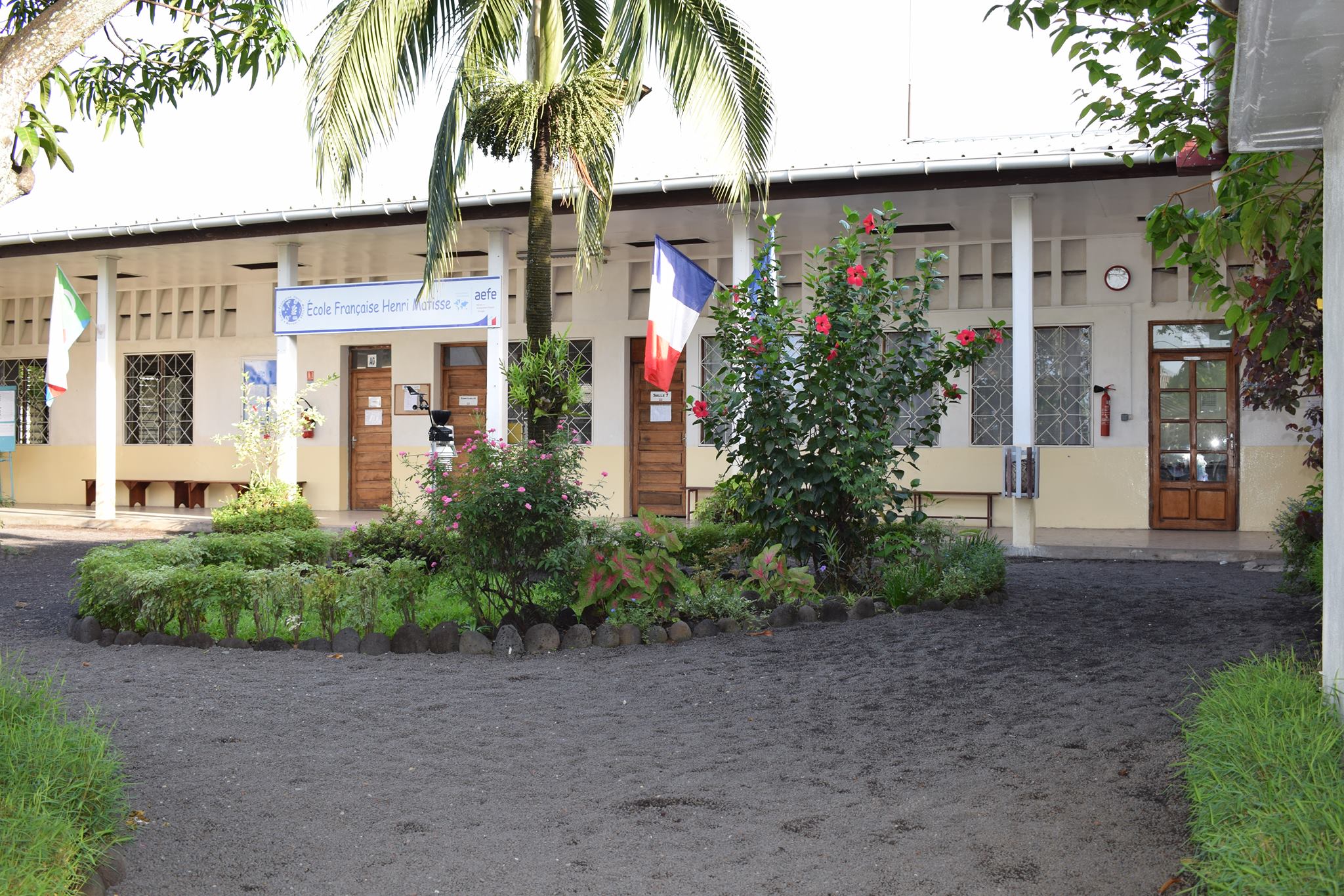 image Lycée Français Henri-Matisse de Moroni :  Des parents jugent excessive la hausse des frais de scolarité