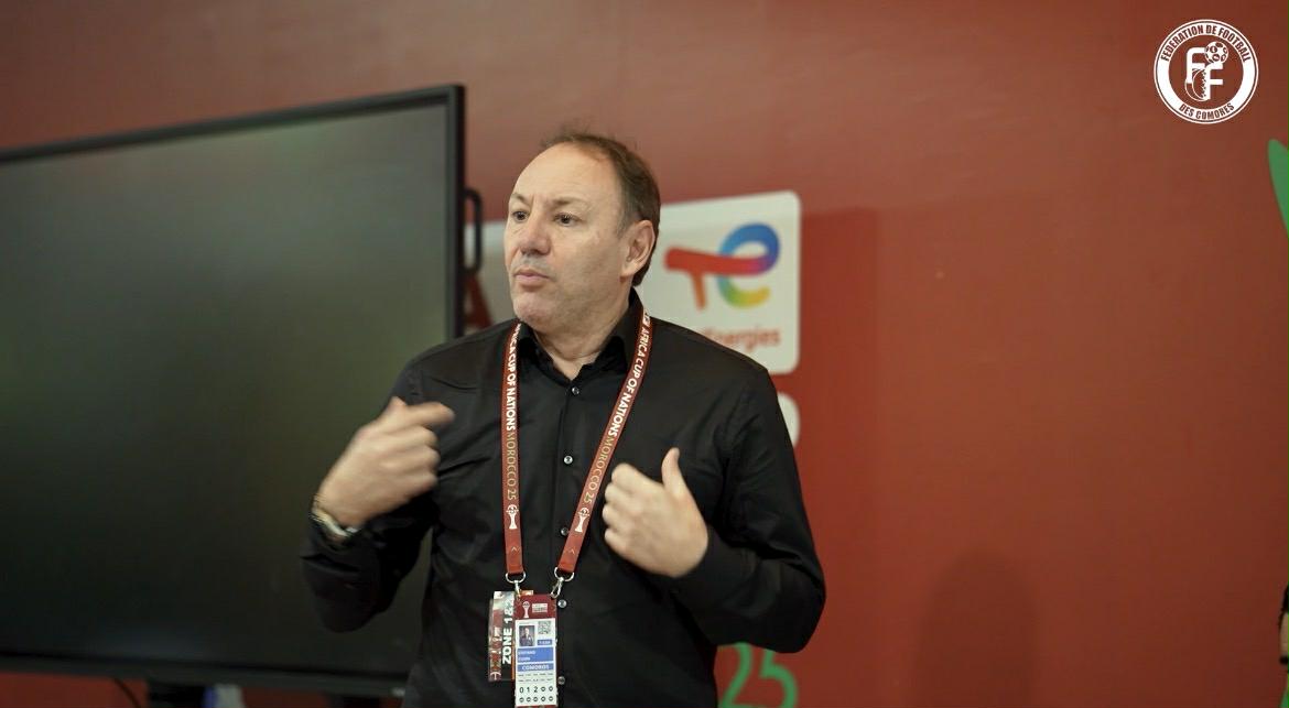 Football:  Stefano Cusin quitte les Cœlacanthes