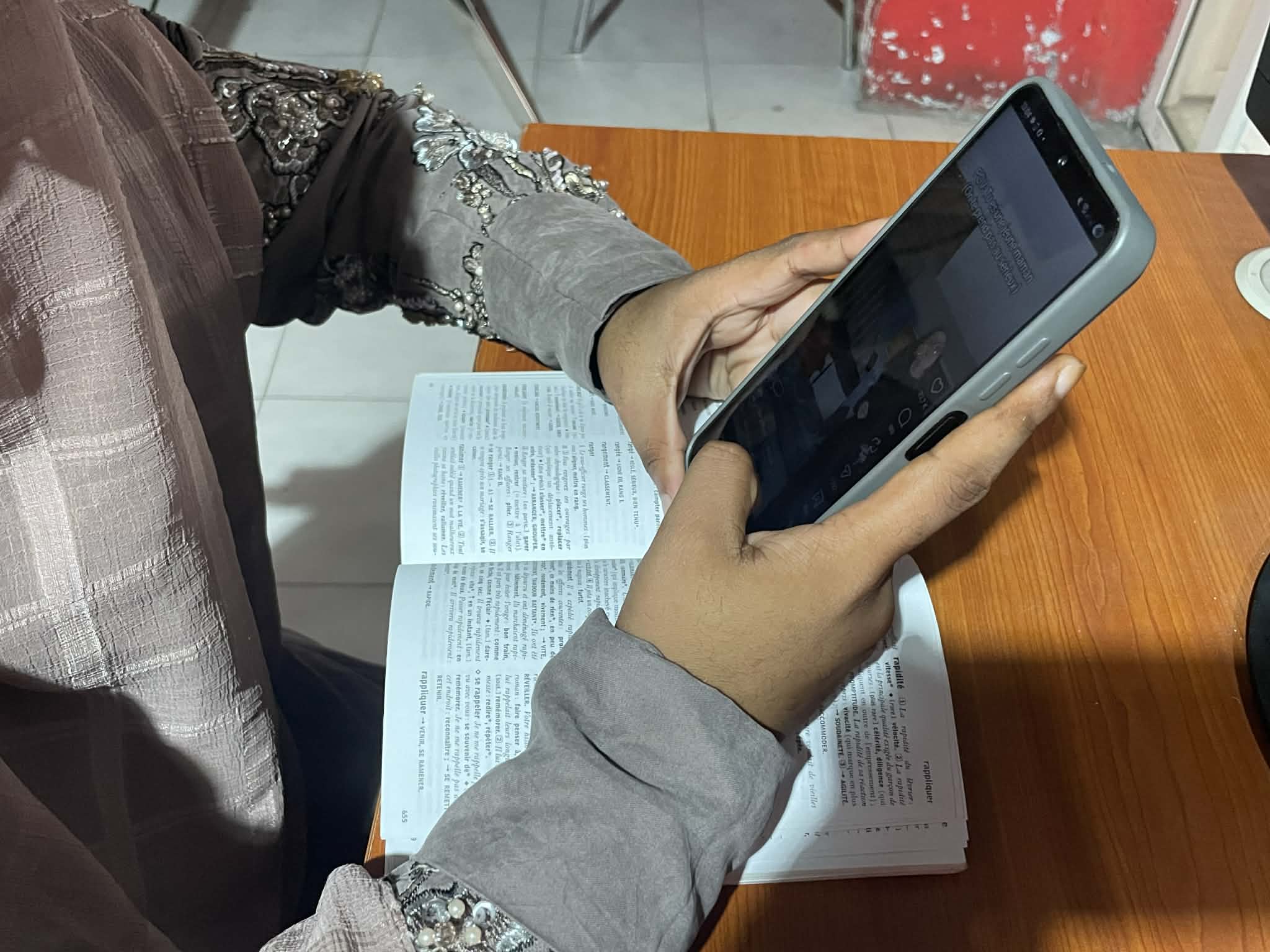 image Interdiction des téléphones portables à l’école :  Une utopie ?