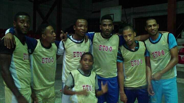 image Handball : Coupe des Clubs Champions de l'Océan indien (Maurice)  / Uhuru club, bon voyage et bonne chance