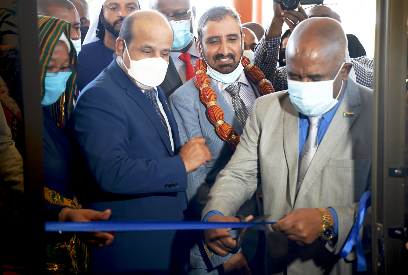 image Salon international de l'artisanat  Azali Assoumani : « Le moment est venu pour que nos artisans valorisent notre pays au niveau mondial »