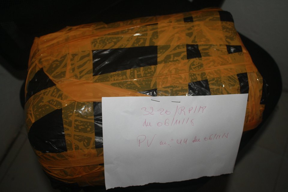 image Fait divers /  2,6 kg de cannabis saisis au Port de Moroni