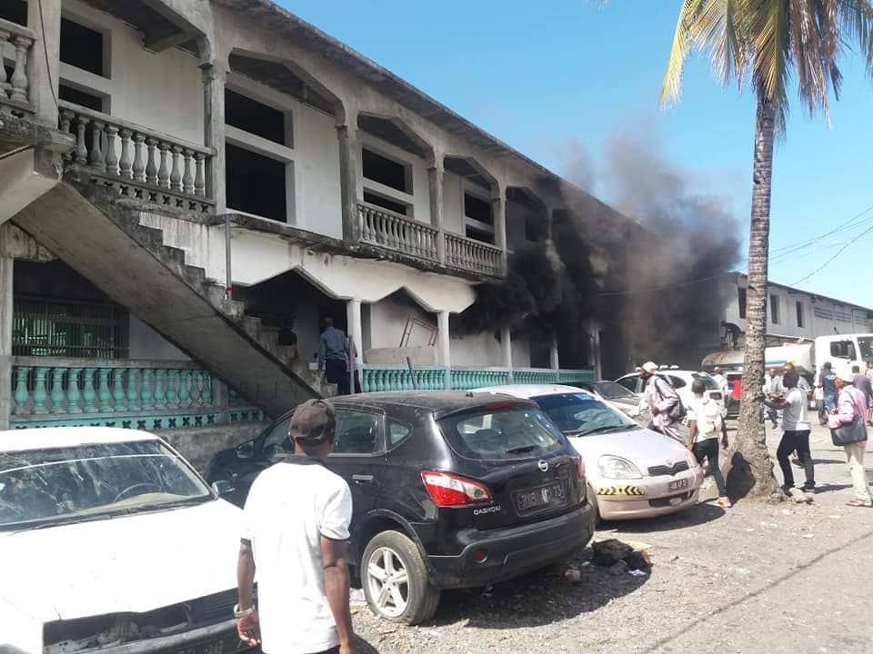 Incendie à la mosquée de vendredi de Hadoudja / Les Oulémas demandent l’ouverture d’une enquête