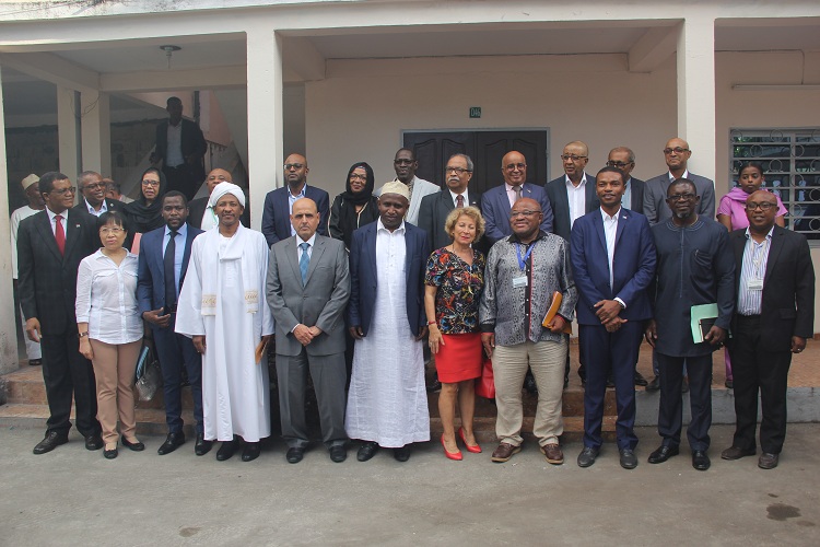Scrutin référendaire / El Amine Soeuf demande le soutien de la communauté internationale