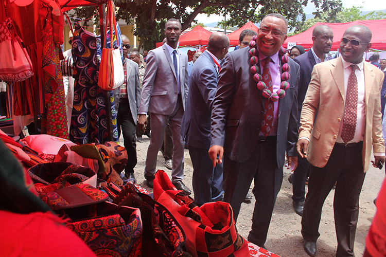 image Culture retrospective / Lancement de la première édition du FESPACOM