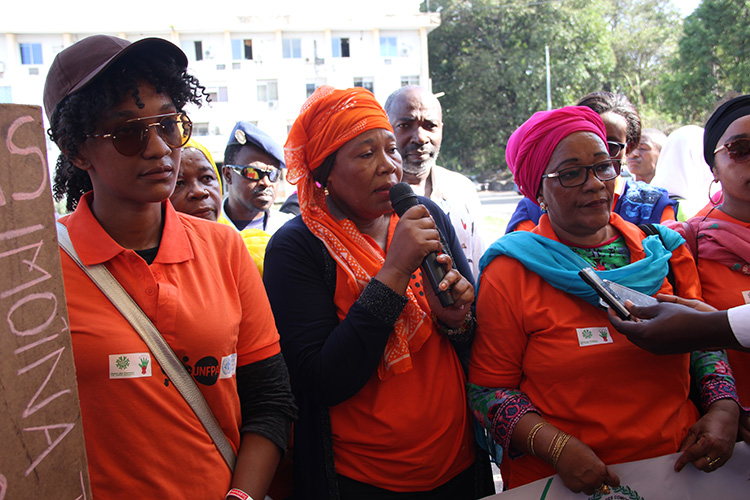 image Journée mondiale contre les violences faites aux femmes / Une marche pour dire stop aux agressions