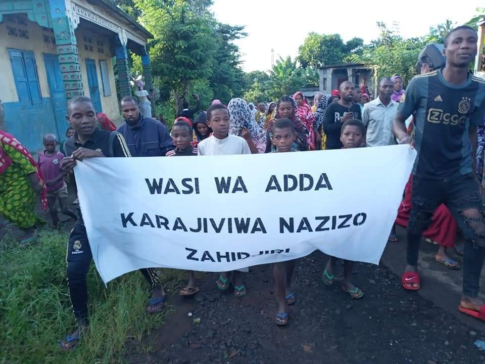 image Décès d’un militaire à Anjouan : Les proches de major Hakim Bapalé dans la rue