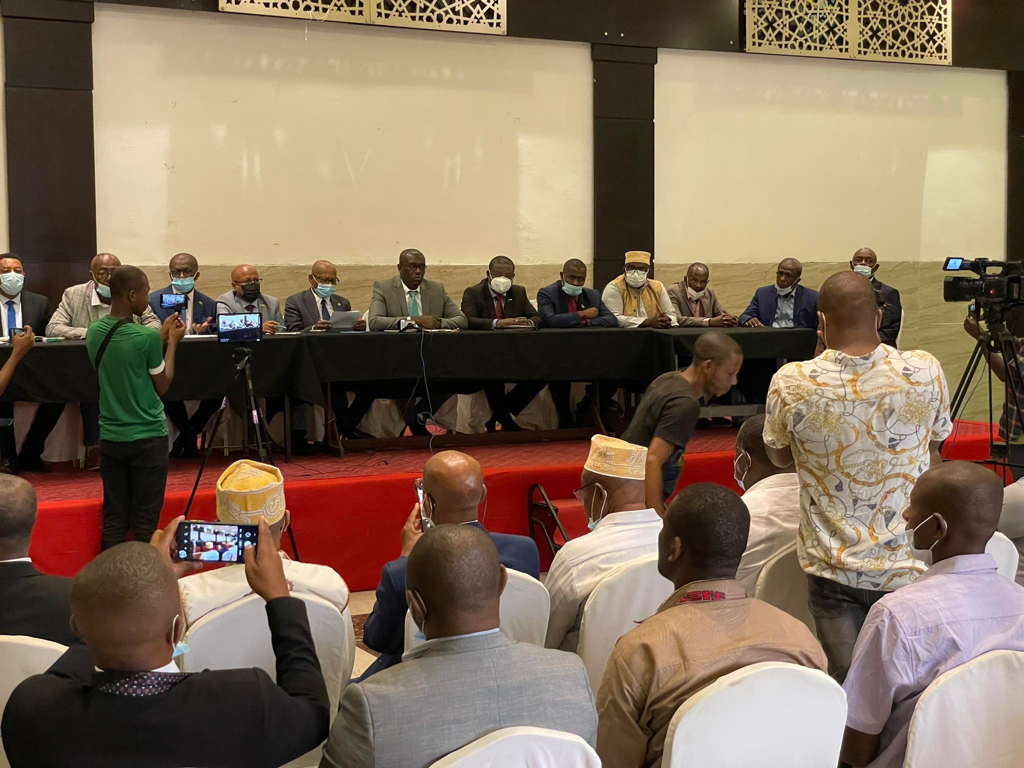 image Dialogue national : « Avec ou sans l’opposition »