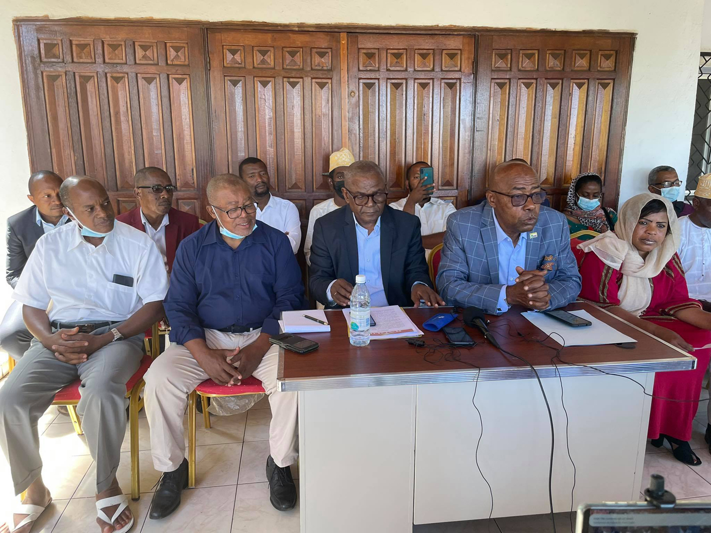 image Le parti Radhi appelle l’opposition à « se ressaisir »