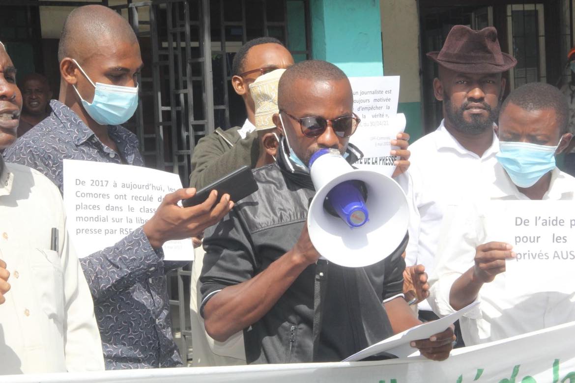 image Propos du ministre des finances sur les journalistes : Le Syndicat exige des excuses publiques