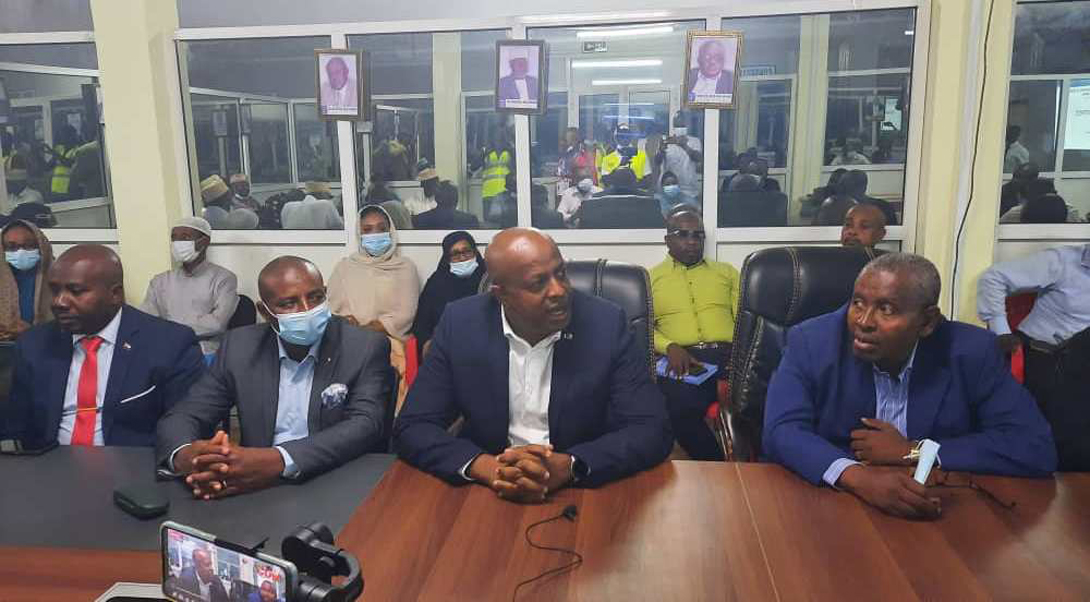 image Première visite d’Ali Ibouroi à la SONELEC