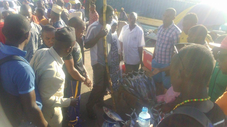 image Baisse des prix des denrées alimentaires: En appliquant les mesures, certains produits connaissent une hausse