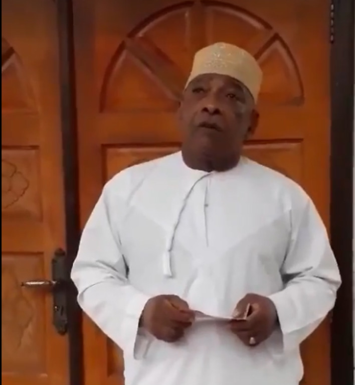 image Politique  / Ahmed Barwane interdit de voyager