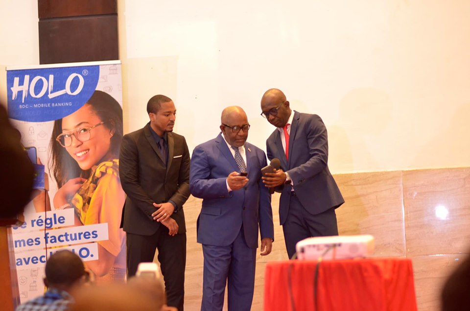 image Lancement de l’application HOLO de la Banque de Développement des Comores ‘’HOLO’’, la modernisation et l’innovation à la portée du client