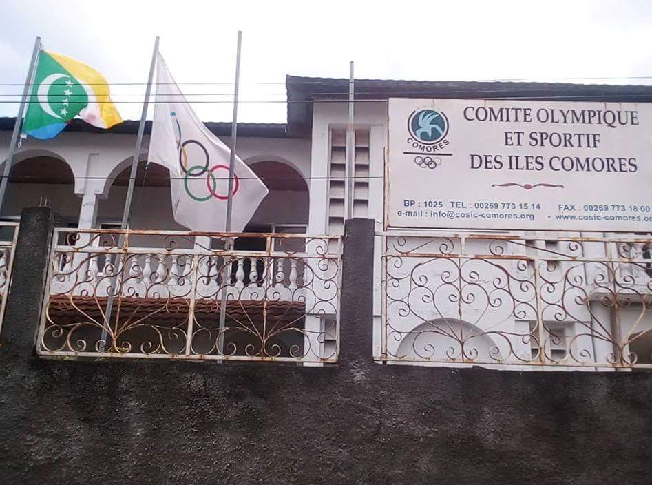 Comité Olympique et Sportif des îles Comores  Tête haute, le Cosic échappe à une gestion de Comité de Normalisation