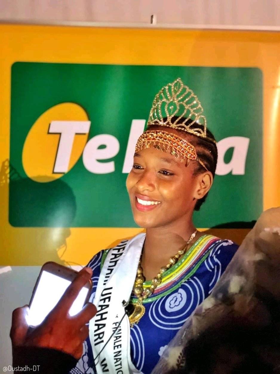 image Hassanati Ahmed couronnée Miss Comores 2020
